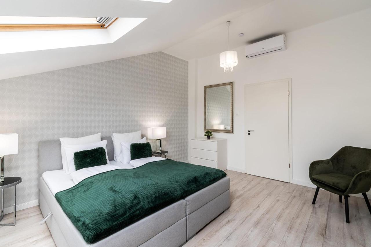 Apartment Quiet Very & Stylish Budapest